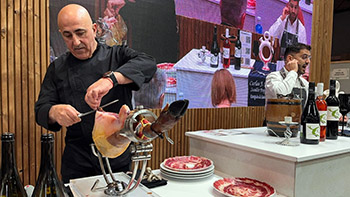 Éxito de los productos extremeños en el Salón de Gourmets