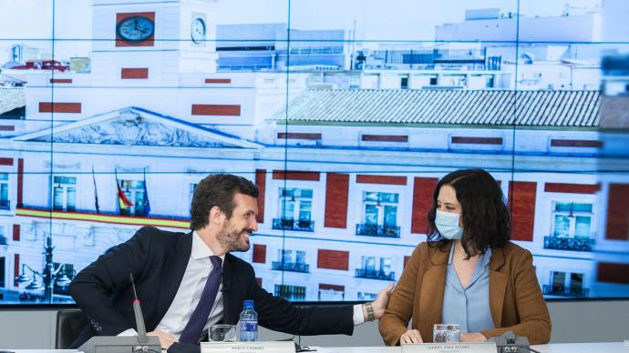 Pablo Casado e Isabel Díaz Ayuso, antes del inicio de la campaña electoral. PP