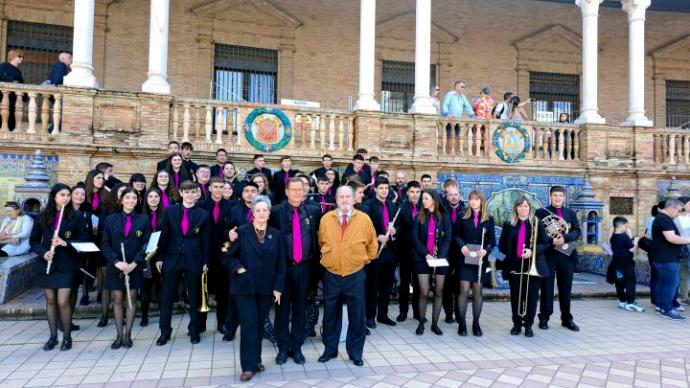 Sevilla acogió la música de la Banda Joven de Marcilla en un encuentro cultural sin precedentes