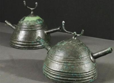 Cascos de bronce tipo Picu Las Torres