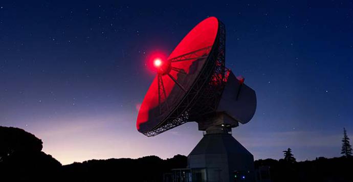  Antena espacial DSA 2