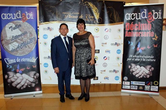 ACUDEBI celebra gala de entrega “Premios Pluma de Oro a la Cultura 2019”