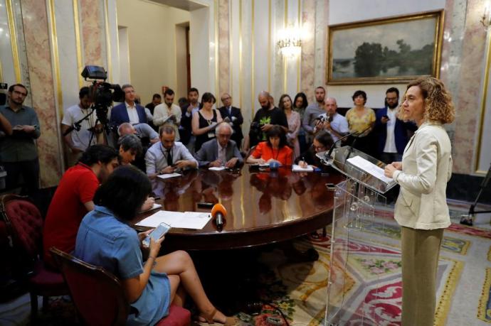 Batet, presentando a los medios las fechas del debate de investidura.