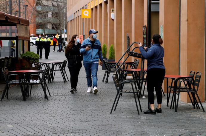 El empleo turístico se desplomó un 46,3% en febrero