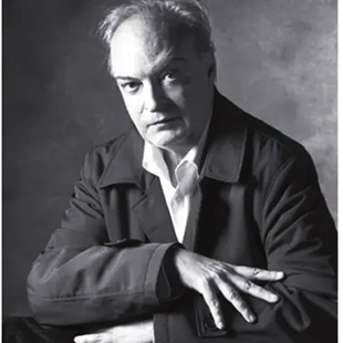 Enrique Vila-Matas, autor de “Exploradores del abismo + Una novela oblicua”, libro inclasificable