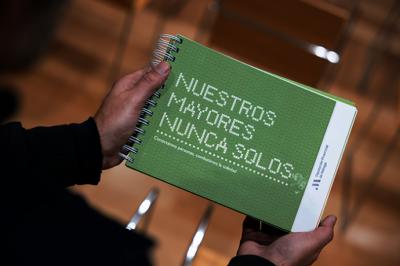 La Diputación potenciará el proyecto para combatir la soledad no deseada a través de la instalación de domótica en hogares de personas mayores