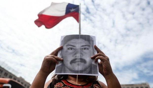 Gobierno de Chile respalda a Carabineros tras nueva versión sobre muerte de mapuche