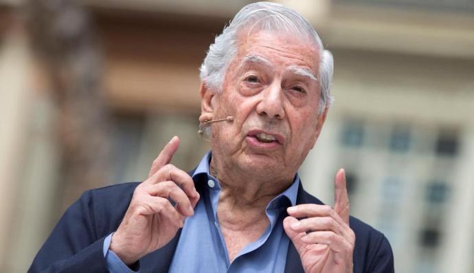 Mario Vargas Llosa pide redoblar presión internacional contra Nicolás Maduro