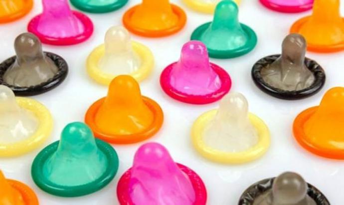 Sanidad estudia la gratuidad de los preservativos