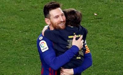 Leo Messi, celebra con su hijo el título de Liga