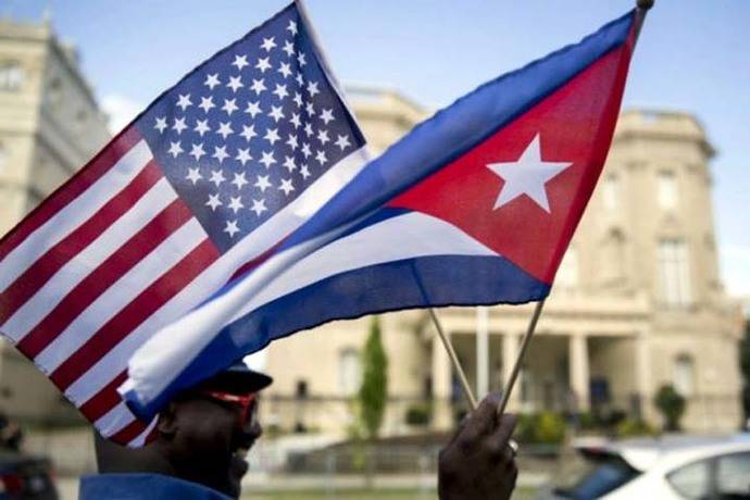 EE.UU. escala tensiones con Cuba y expulsa 15 diplomáticos
