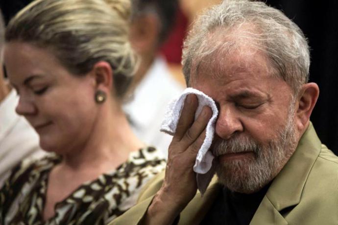 Luiz Inácio Lula da Silva sabe que su libertad tiene las horas contadas.