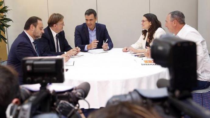 José Luis Ábalos, Ximo Puig, Pedro Sánchez, Mónica Oltra y Joan Baldoví en Valencia