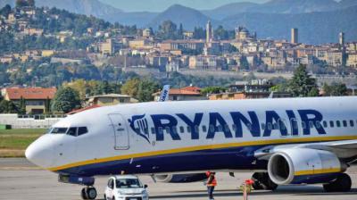 Trabajo deniega dos peticiones de ERTE a agencias de Ryanair que trataban de endosar al SEPE salarios impagados