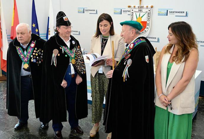 Las queserías Rosa Bada, Valfriú y La Brañuca ganan el concurso internacional de quesos azules