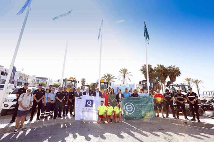 Marbella, municipio líder en España en certificación con las Banderas “Q” de Calidad y “S” de Sostenibilidad Turísticas en sus playas