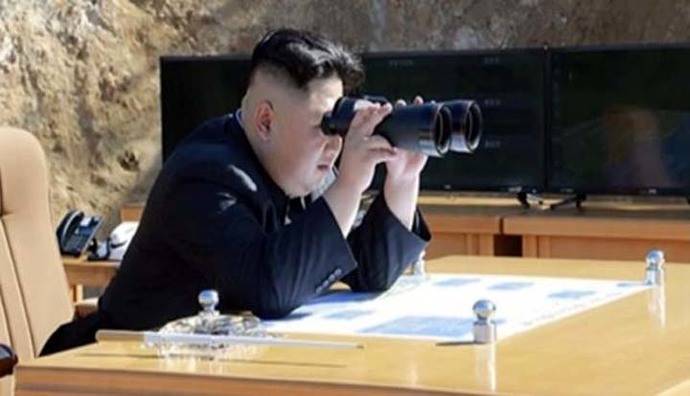 Kim Jong-un, máxima autoridad de Corea del Norte, supervisó el lanzamiento del misil.