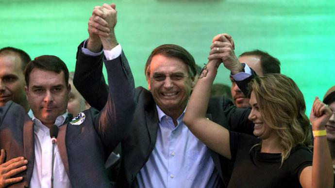 Derechista Jair Bolsonaro elige a polémico general como candidato a vicepresidente de Brasil