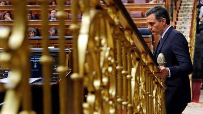 Sánchez no logra la mayoría absoluta en la primera votación y confía en desbloquear el Gobierno en la del martes