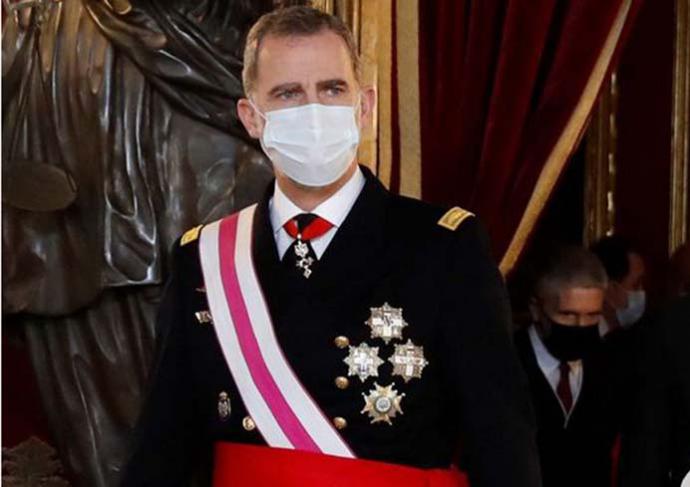 Felipe VI advierte en el discurso de la Pascua Militar: 'La Constitución consagra el orden democrático y los deberes a los que todos estamos sujetos'