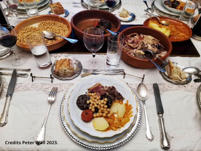 Cocido madrileño. Un arte gatronómico con garbanzos pedrosillanos