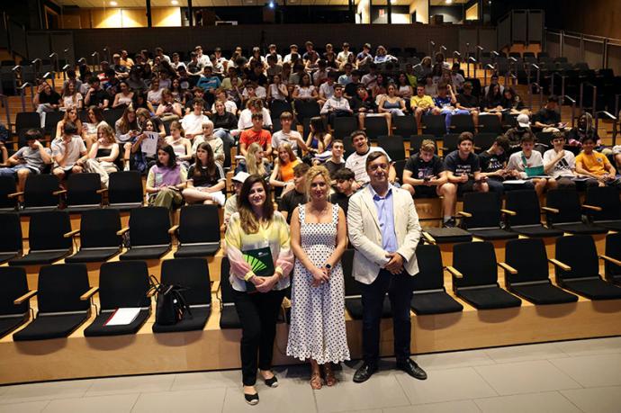 Más de 300 estudiantes participan en la Diputación en el I Congreso Talento, Ciencia y Juventud