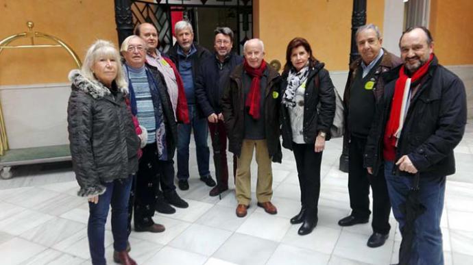 Grupo de PeridodisTas de FEPET asistentes a la "Feria del Embutido" de Llerena (Badajoz)