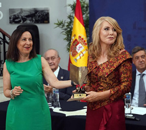 De la historia al periodismo María Fidalgo conquista el Ortega Munilla