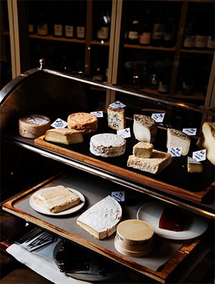 El carro de quesos una tradición y diferenciación en el servicio.