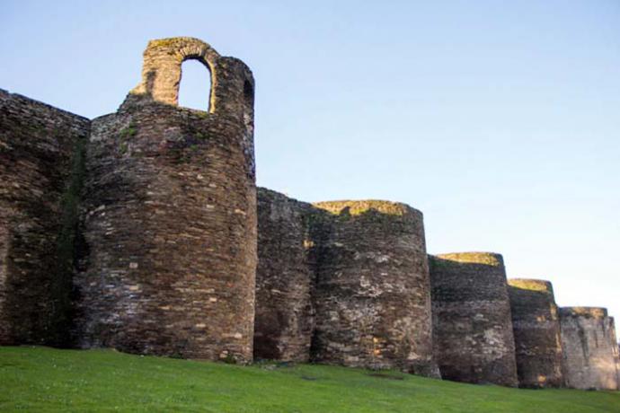 Lugo, ciudad romana y gallega amurallada del siglo III d. C. Una Buena gastronomía