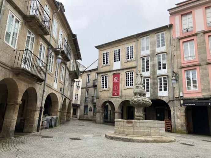 Lugo, ciudad romana y gallega amurallada del siglo III d. C. Una Buena gastronomía
