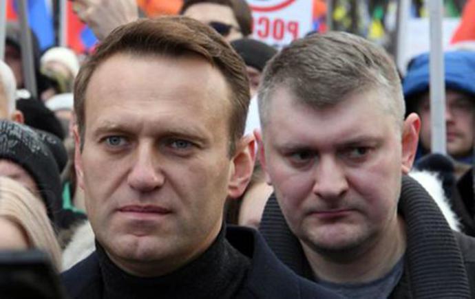 El líder opositor ruso Alexei Navalny ha salido del coma inducido y que su estado “ha mejorado” segúin informan las autoridades alemanas
