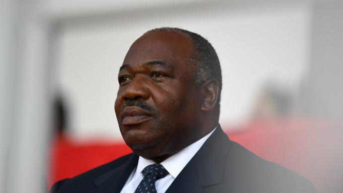Fracasa en Gabón intento de golpe de Estado militar