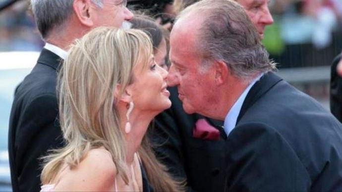 Corinna Larsen declaró que Juan Carlos I le dio 65 millones 'por gratitud y por amor' y no para 'deshacerse' de ellos