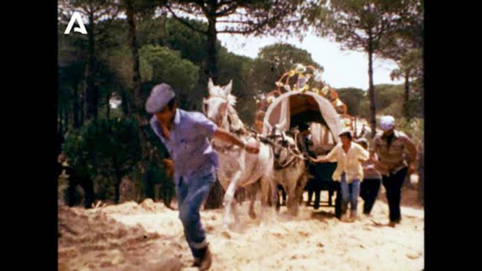 La Consejería de Cultura rescata un documental de 1980 sobre el Camino del Rocío