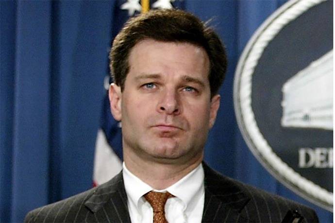 Trump informa que designará a Christopher Wray como nuevo director del FBI