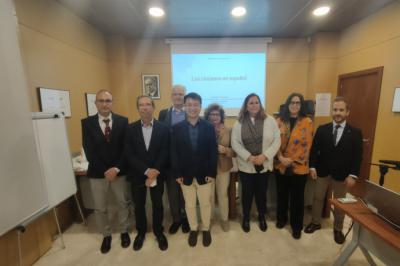 China premia al doctor por la UGR Zhang Yifan por la excelencia de sus estudios lingüísticos sobre el contacto entre el chino y el español