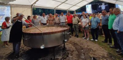 Tres mil raciones se repartieron en la Fiesta del Cocido en el monte de Ucieda