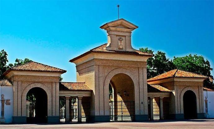 La Puerta de Hierros, símbolo del comienzo
