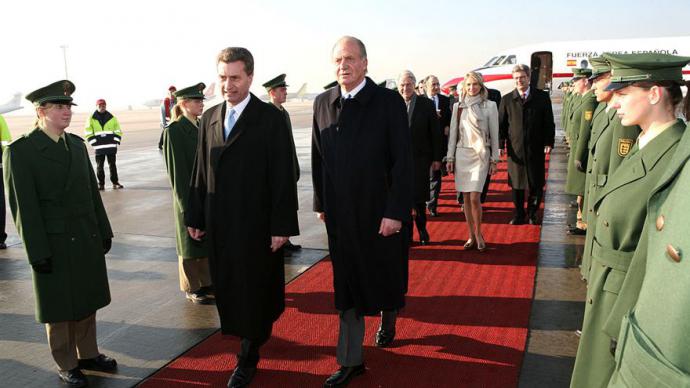 Juan Carlos I, junto a Corinna Larsen, en un viaje privado a Alemania en febrero de 2006 Korpa / Gtres 