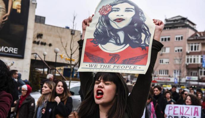 Este 8 de marzo de conmemora el Día de la Mujer. En la imagen, una manifestación en Kósovo. 