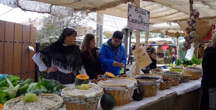 Treinta restaurantes colaboraran con la Feria de la Alubia y la Hortaliza de Casar de Periedo