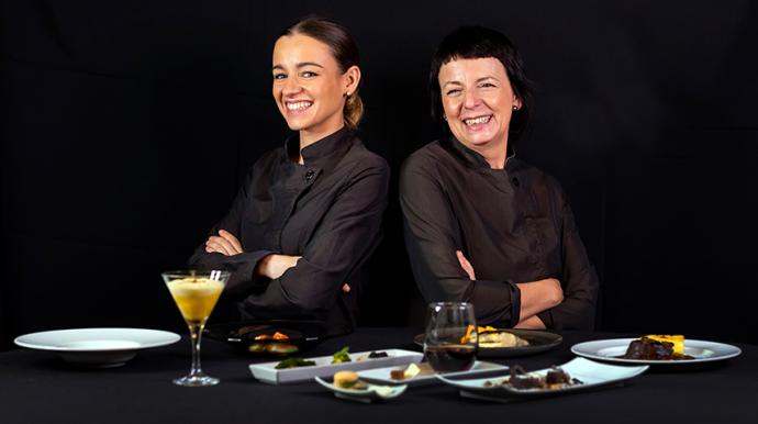Fina Puigdevall y Martina Puigvert, madre e hija, chefs del restaurante Les Cols.
