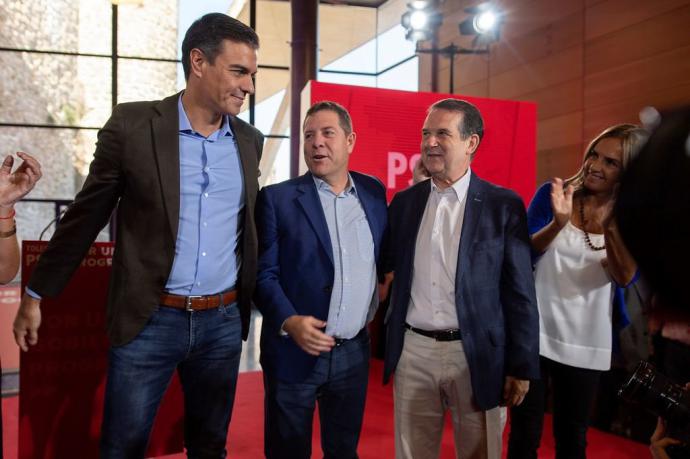 Sánchez reconoce por primera vez que el país camina hacia unas elecciones