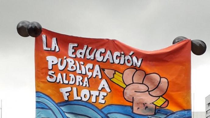 Los Profesores se movilizan masivamente en Chile