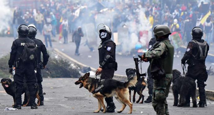 Ecuador: Decretan toque de queda nocturno por las manifestaciones de protesta