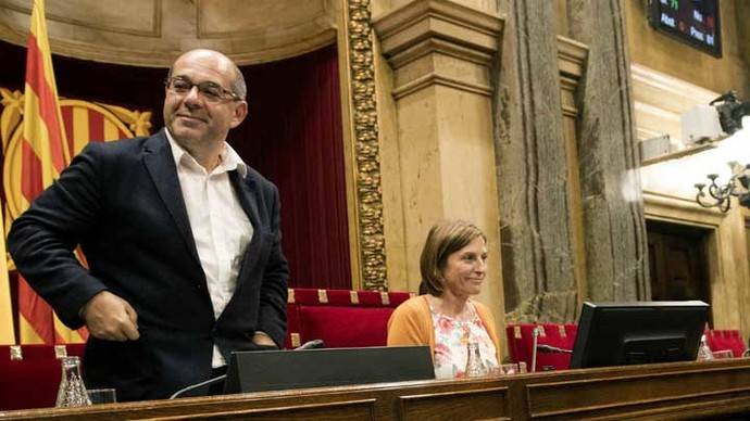 Justicia española pone bajo la lupa a los dirigentes independentistas