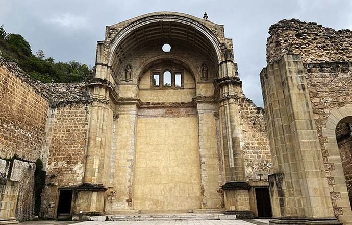  Cazorla. Ruinas de la Iglesia de Santa María