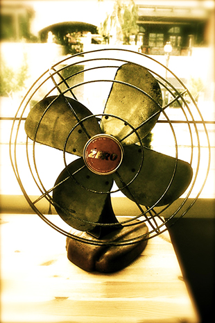 Ventilador sobremesa- (crédito foto: pixabay-com – imagen de referencia)