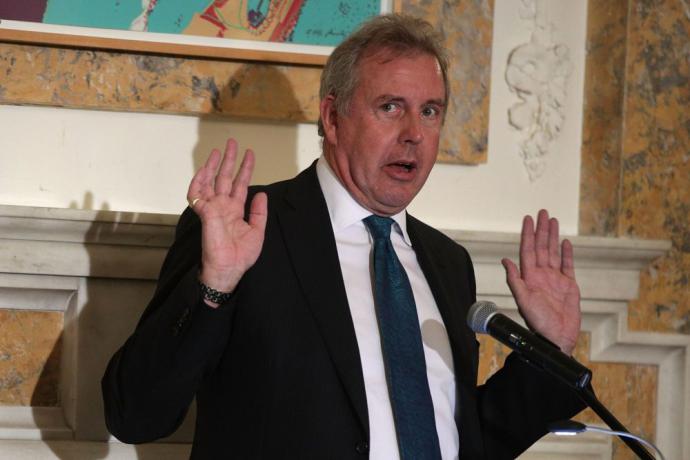 El Embajador británico en Washington, Kim Darroch. 